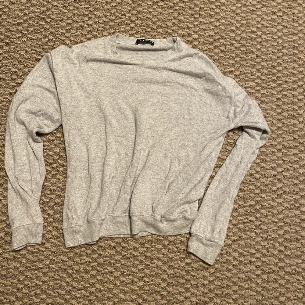 Brandy Melville long sleeve sweater